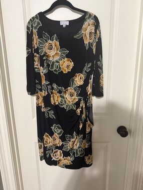 Signature Studio Black Floral Side-Tie Knee-Length Dress